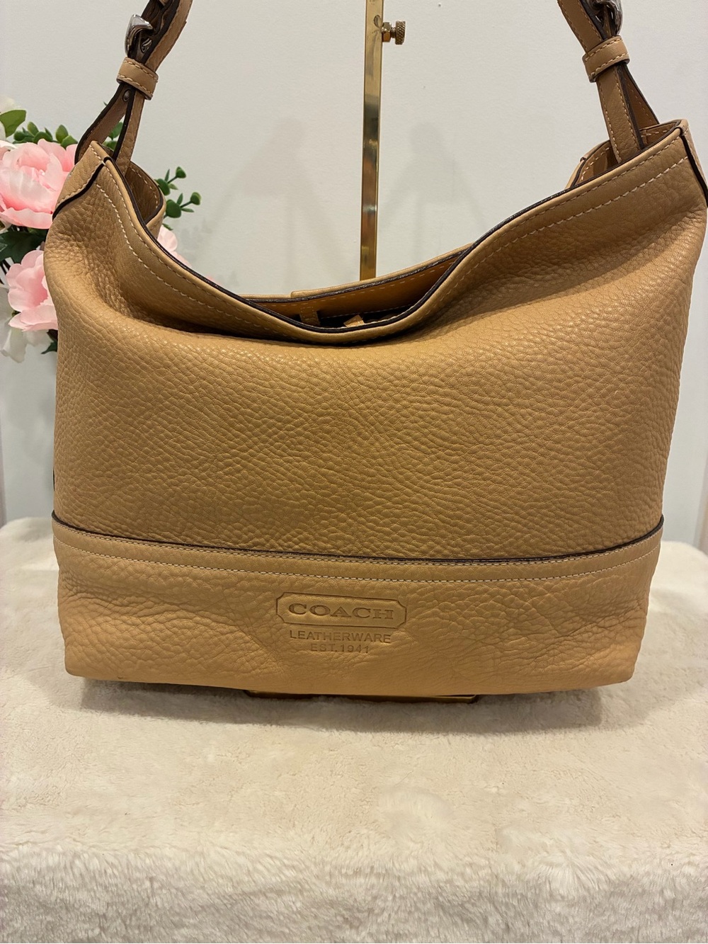 Vintage Coach 5715 Pebbled Leather Hobo Bag Tan Camel Leather Shoulder Purse
